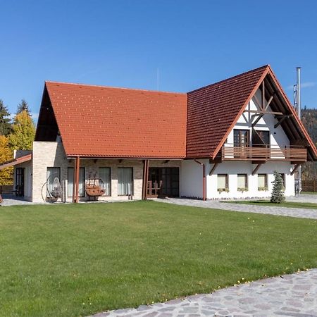 Hotel Mountain View Ceahlău Esterno foto