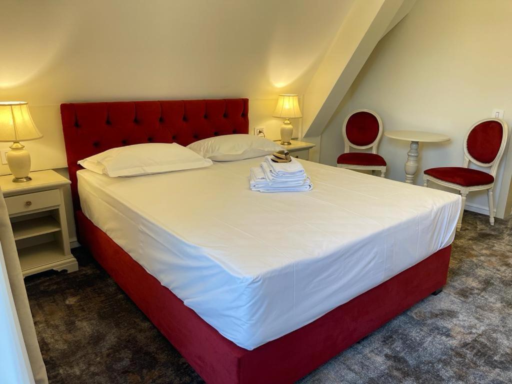 Hotel Mountain View Ceahlău Esterno foto